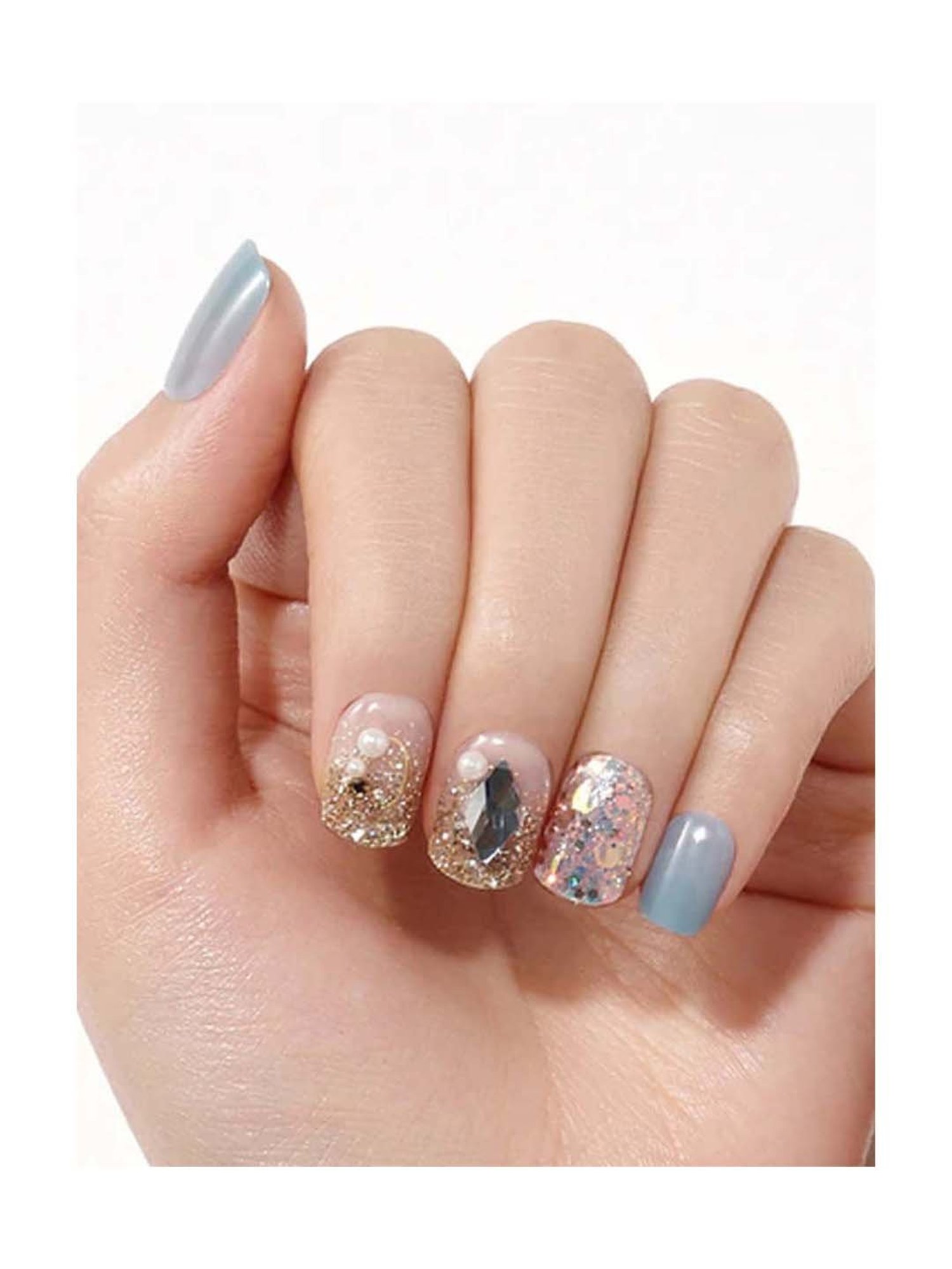 Dashing Diva MAGICPRESS Sky Dream Fake Artificail Full Peel Off Nails