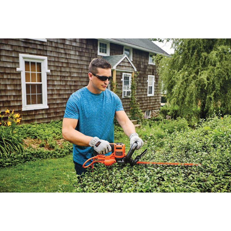 BLACK+DECKER BEHT350 22" 120V Electric Hedge Trimmer