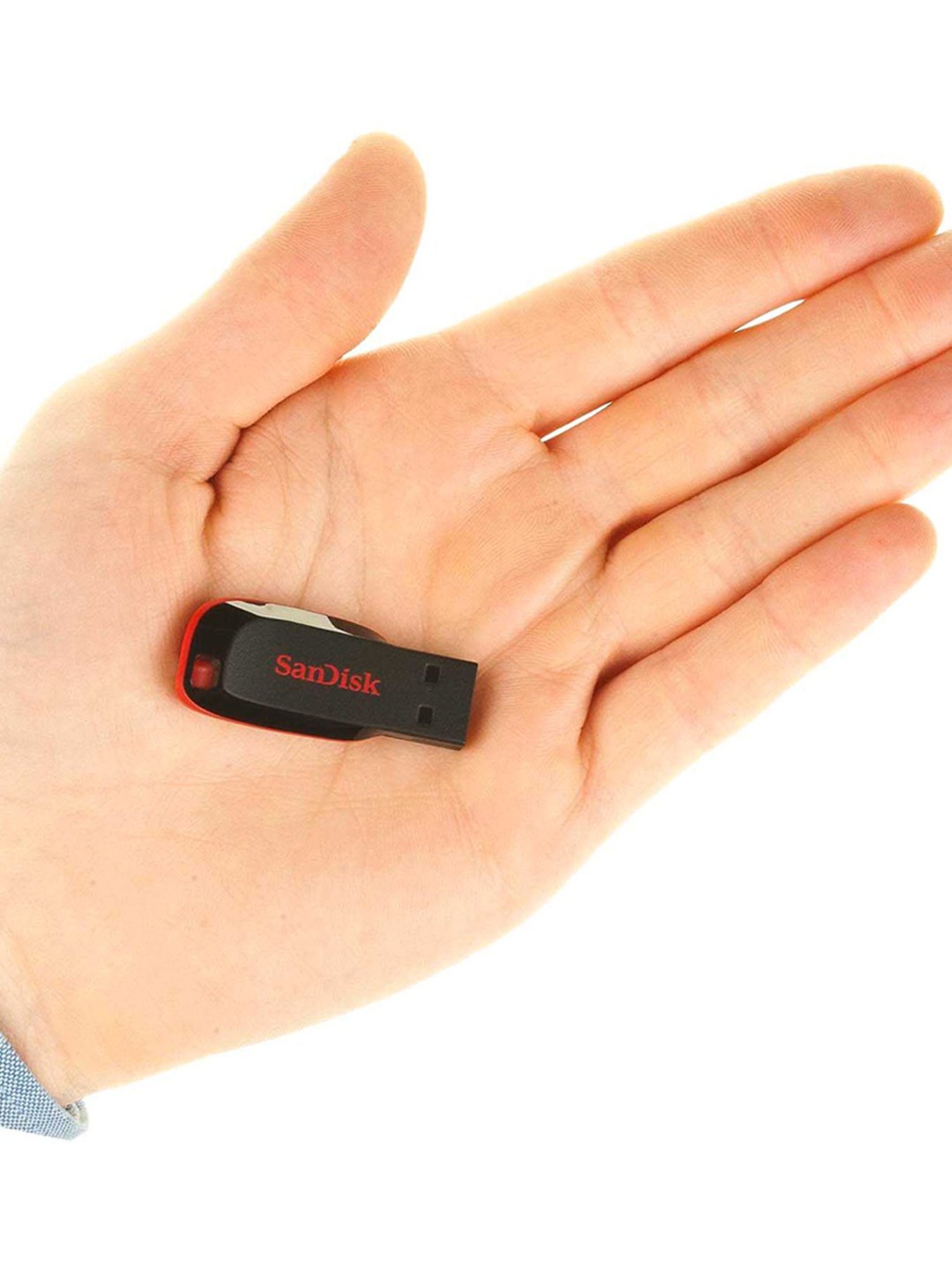 SANDISK SDCZ50-032G-B35 32 GB Pen Drive Black