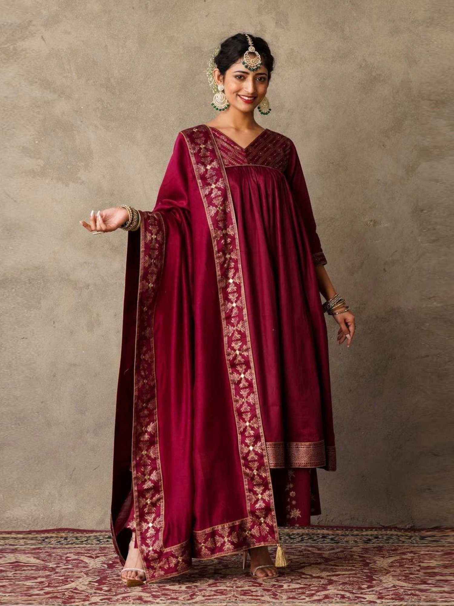 Akiso Plum Parv Chanderi Dupatta