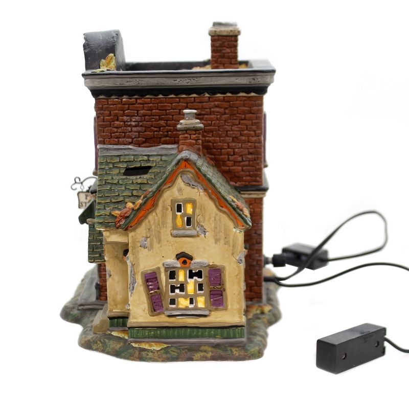 Dept 56 Buildings Critter's Pets & Pelts Halloween Snow Village  -  Decorative Figurines