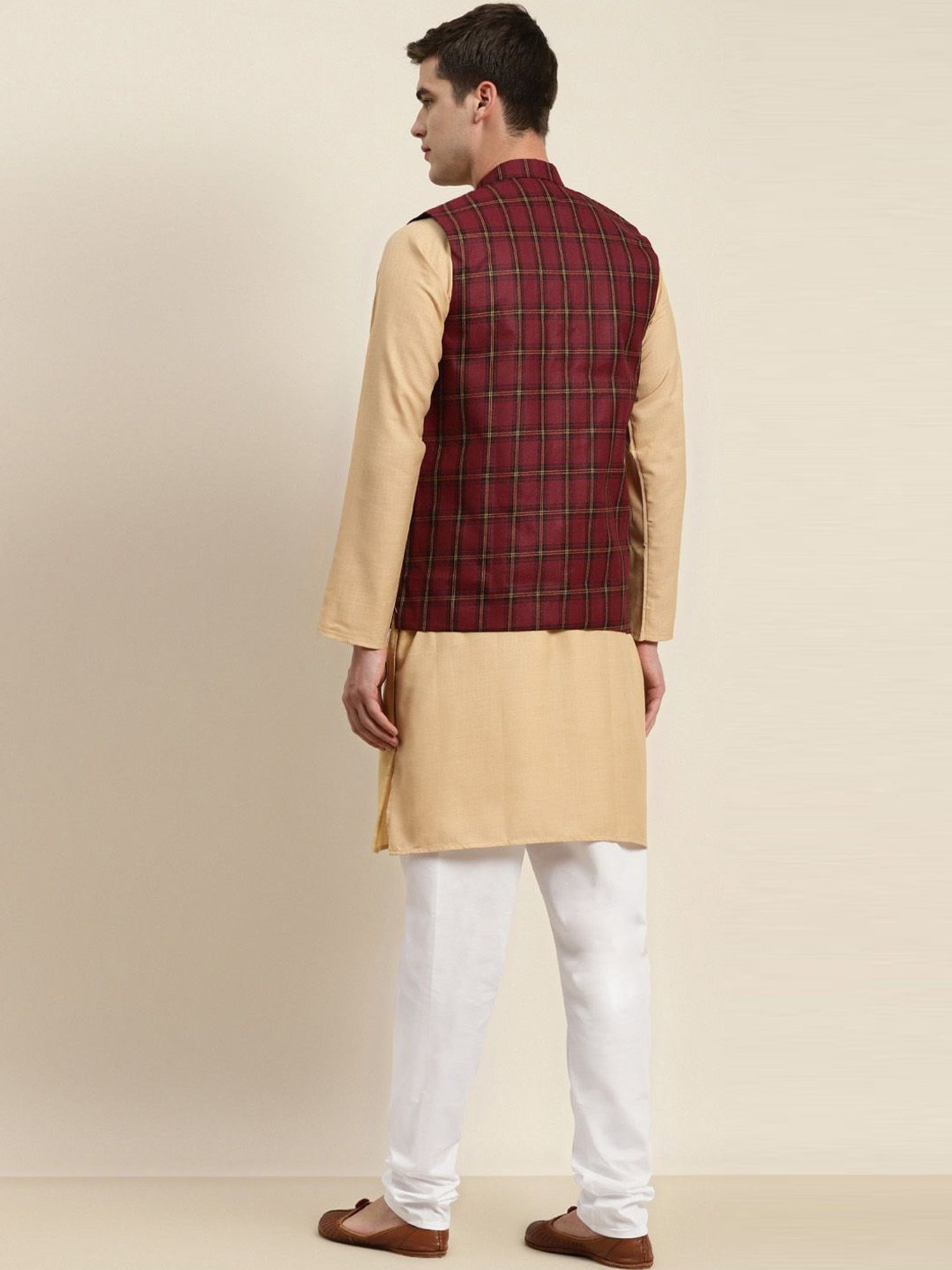 Sojanya Beige & Maroon Regular Fit Checks Kurta Set With Jacket
