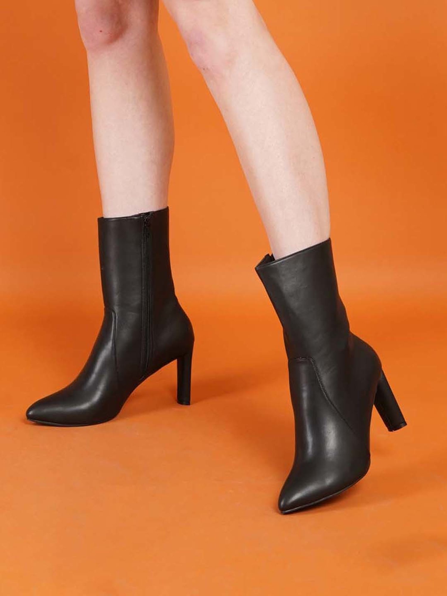 Sherrif Women's Black Casual Booties