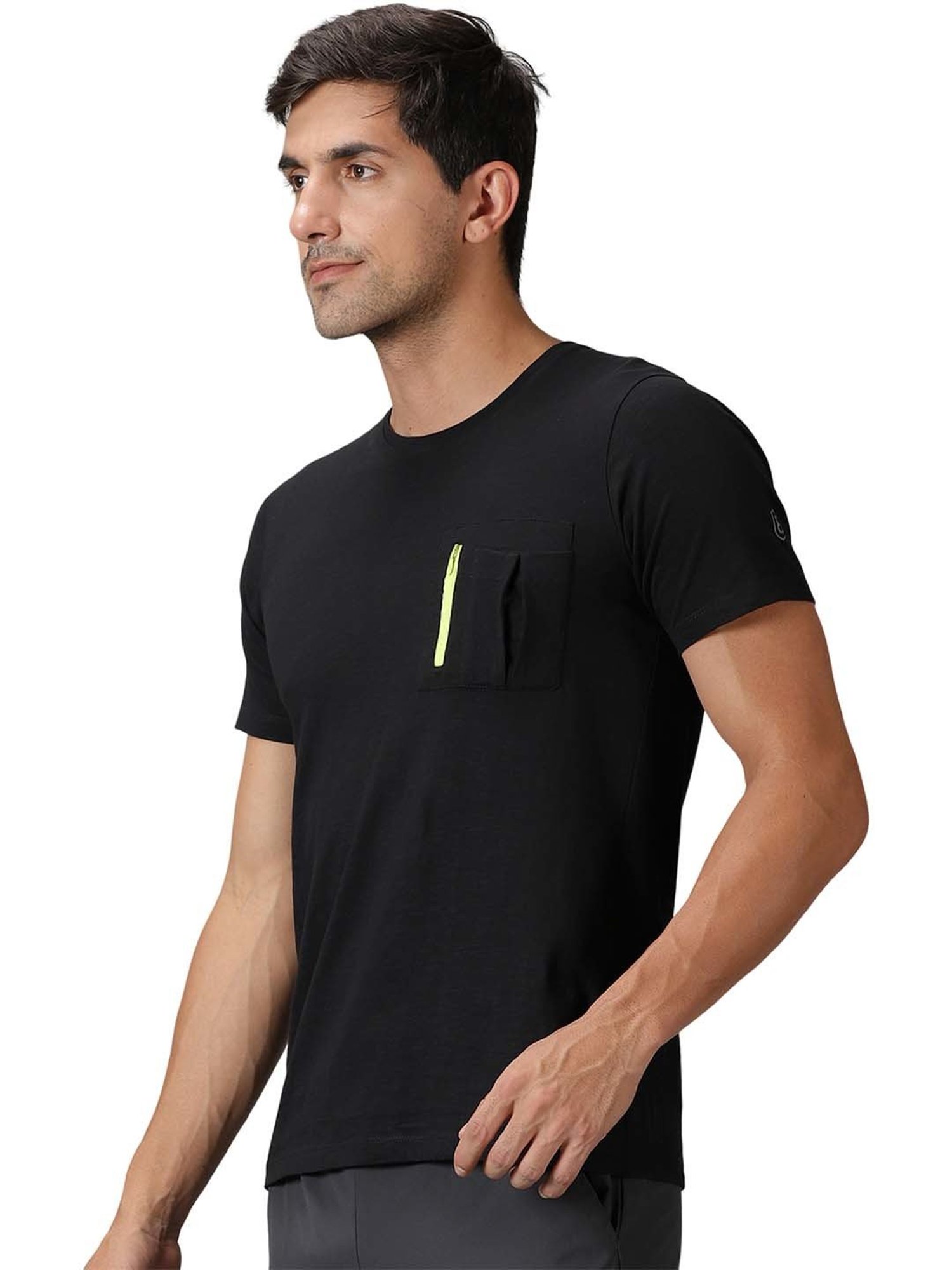 DOMIN8 Men Outdoor T-Shirt With Nylon Zipper Pocket
