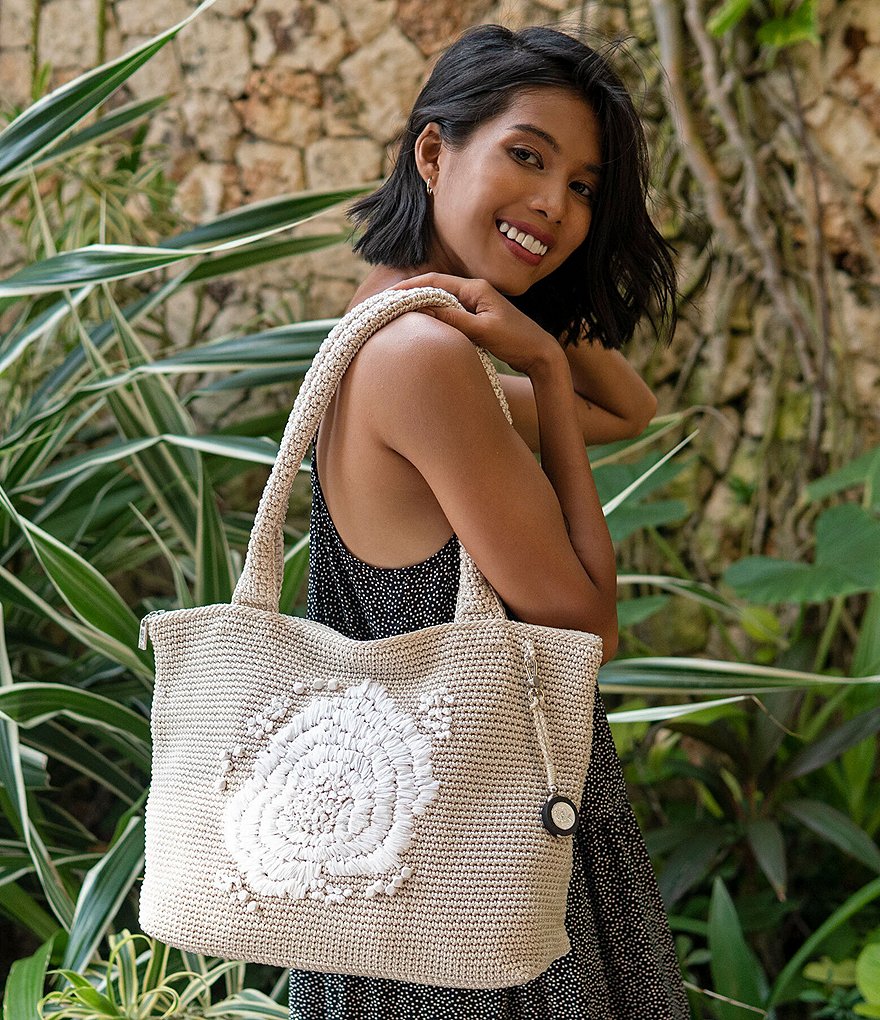 The Sak Gen Crafted Classics Floral Crocheted Carryall Tote Bag