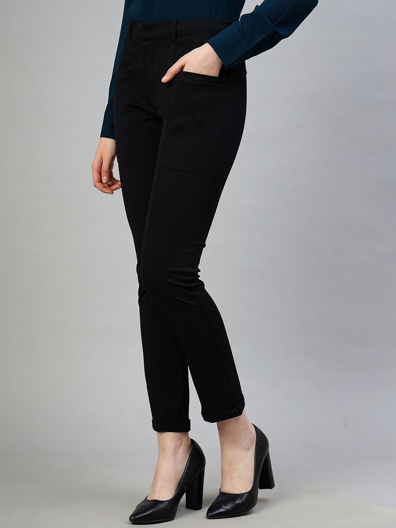 FITHUB Black Slim Fit Mid Rise Trousers