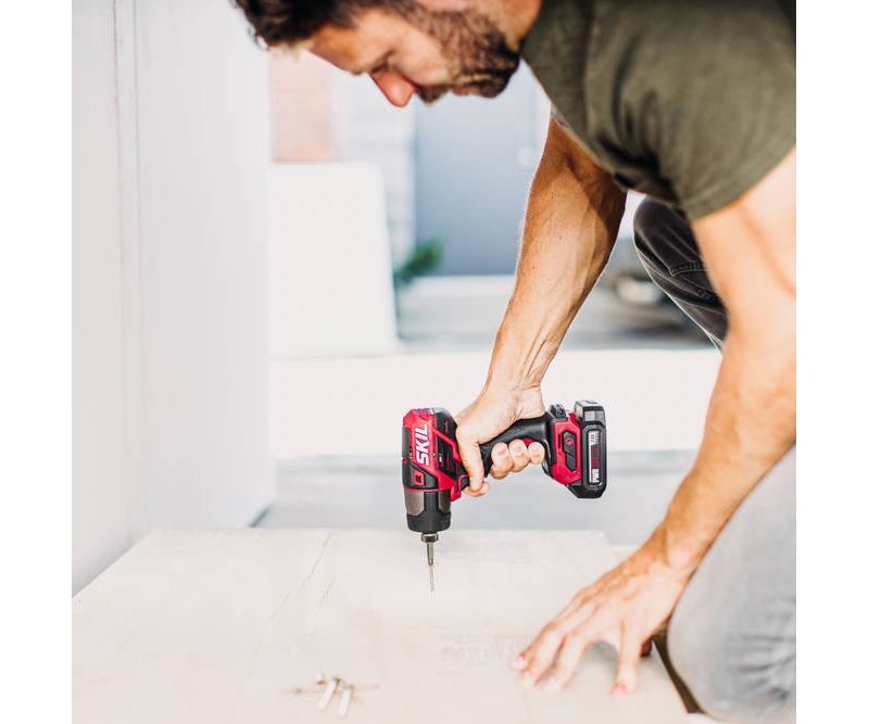 Skil ID574402 12V Brushless Lithium-Ion 1/4 in. Cordless Hex Impact Kit (2 Ah)