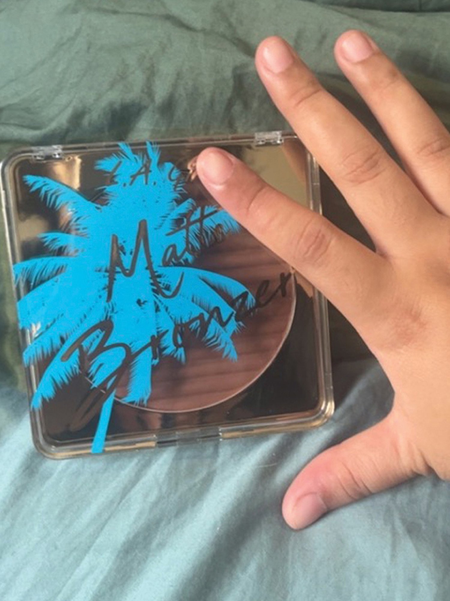 L.A. Girl Matte Bronzer Sunkissed Glow - 15 gm