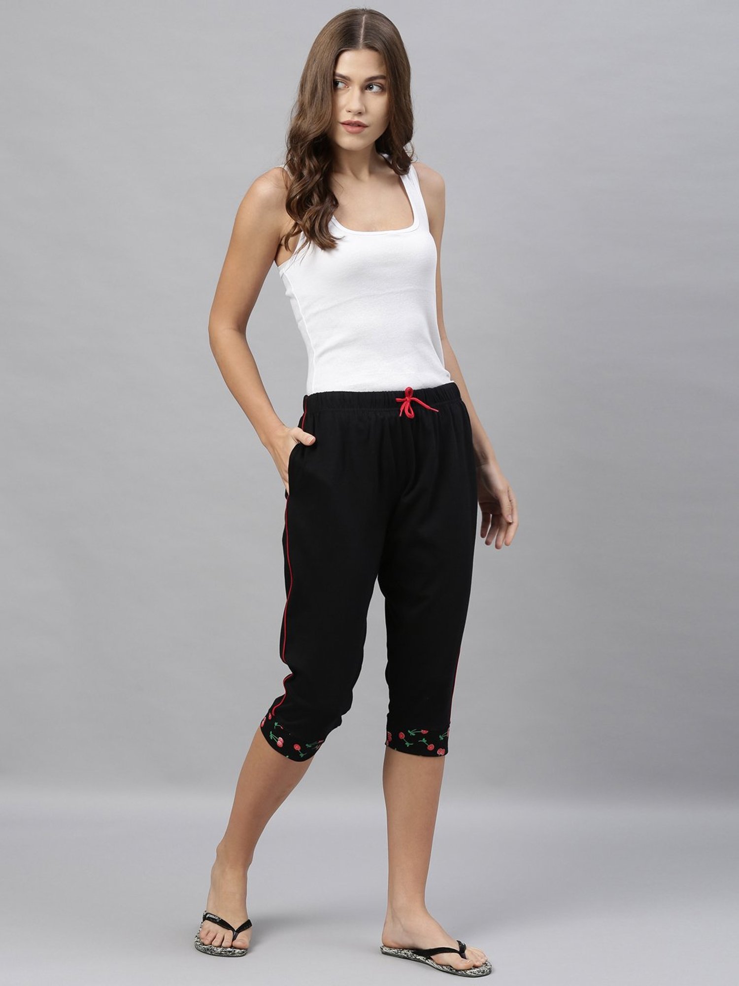 KENDALL + KYLIE Black High Rise Capris