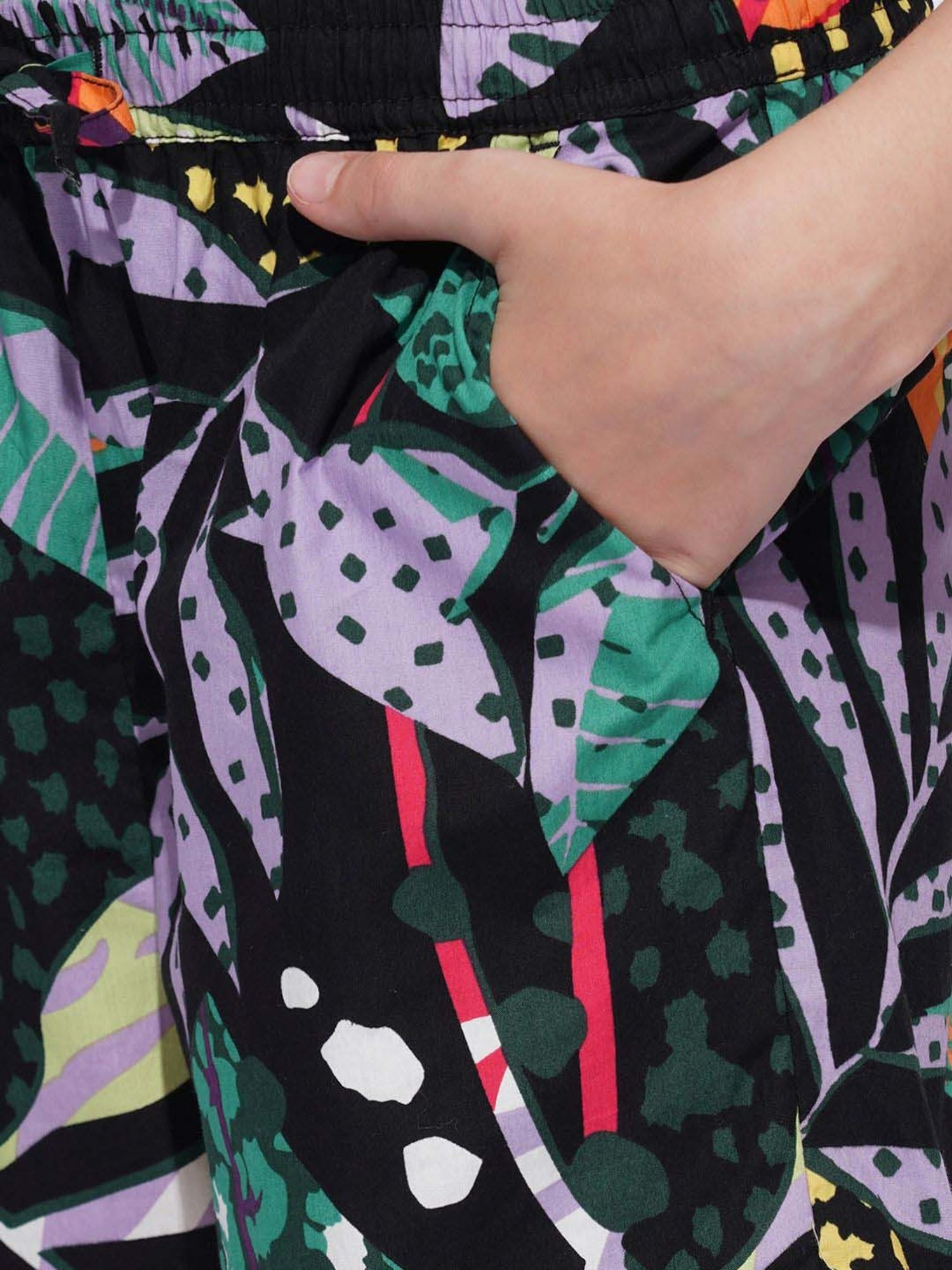 Vero Moda Girls Black Cotton Printed Shorts