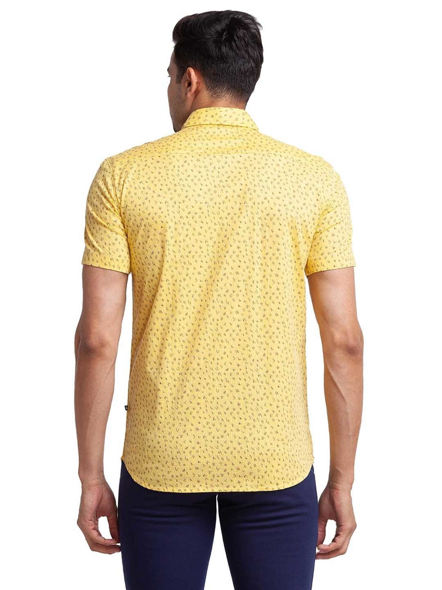 Parx Yellow Slim Fit Printed Shirt