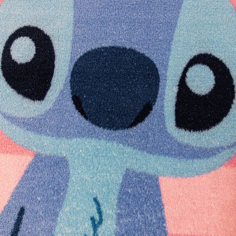 5'2"x7'2" Carmela Rug Blue/Ivory - SoHome