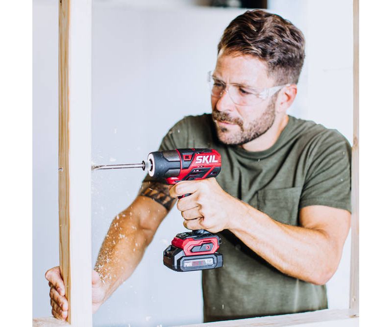 Skil ID574402 12V Brushless Lithium-Ion 1/4 in. Cordless Hex Impact Kit (2 Ah)