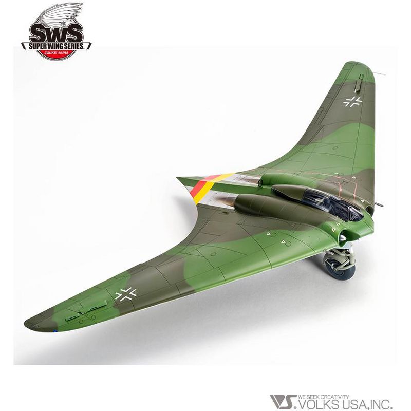 Zoukei-Mura SWS German Horten Ho 229 Flying Wing 1/32 Scale Model Kit