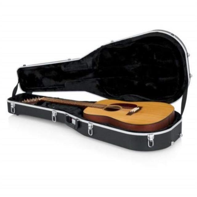 Deluxe Molded Case for 12-String Dreadnought Guitars