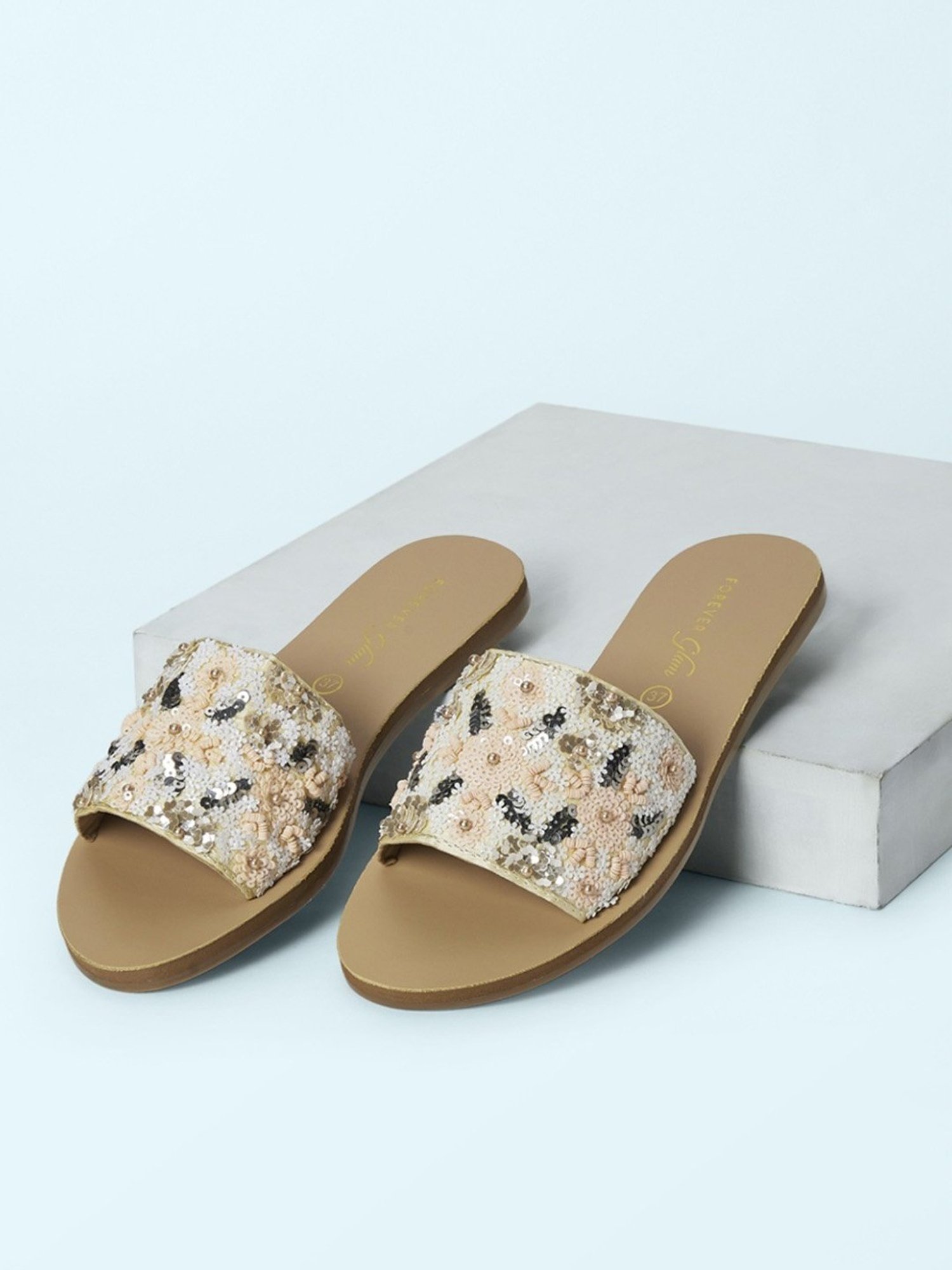 Forever Glam by Pantaloons Women's Multicolor Ethnic Sandals