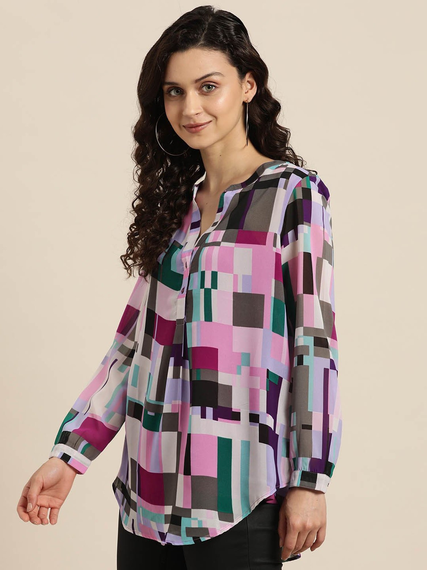 Qurvii Multicolor Geometric Print Top