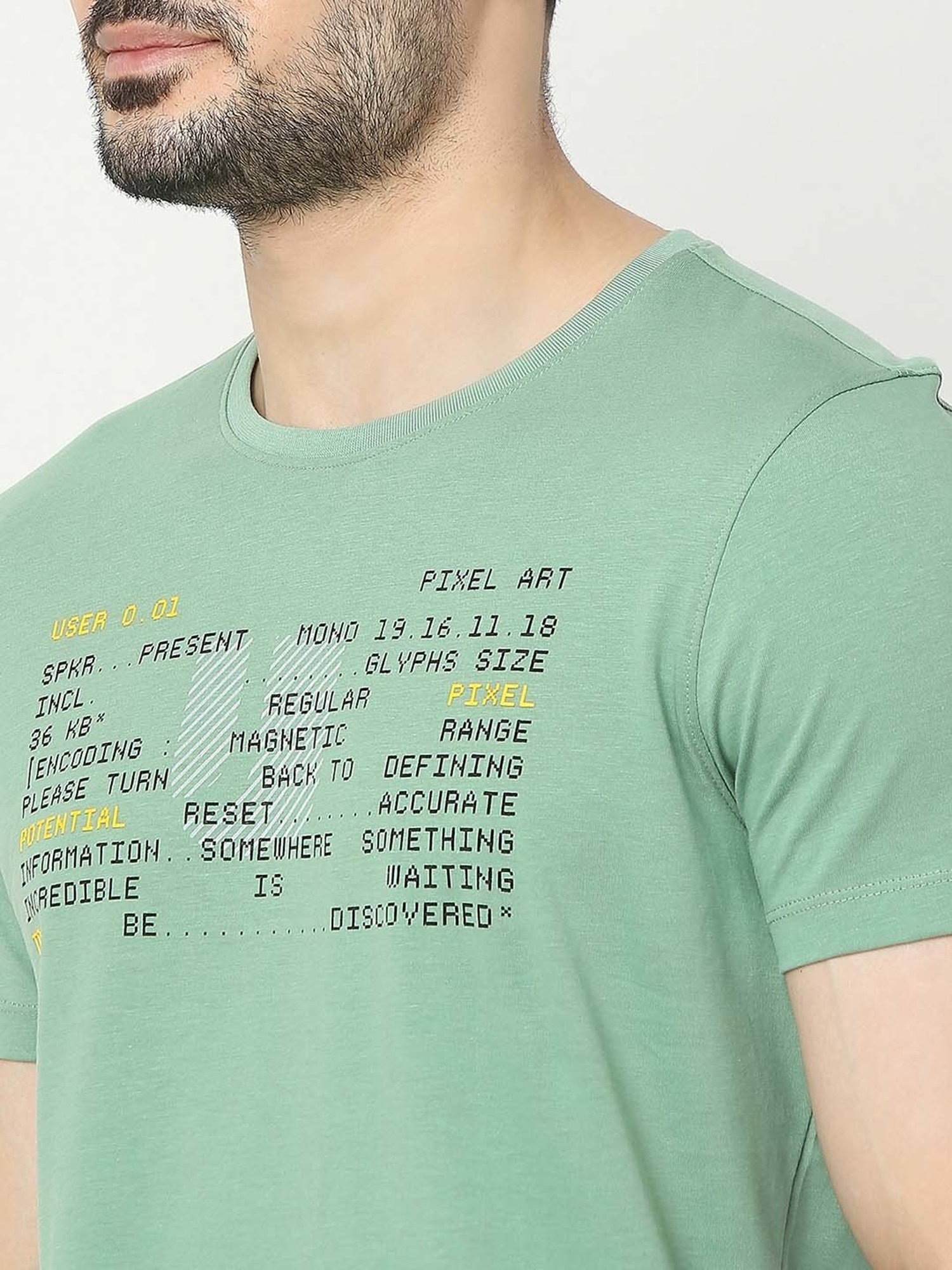 UnderJeans by Spykar Green Regular Fit Printed Cotton Crew T-Shirt