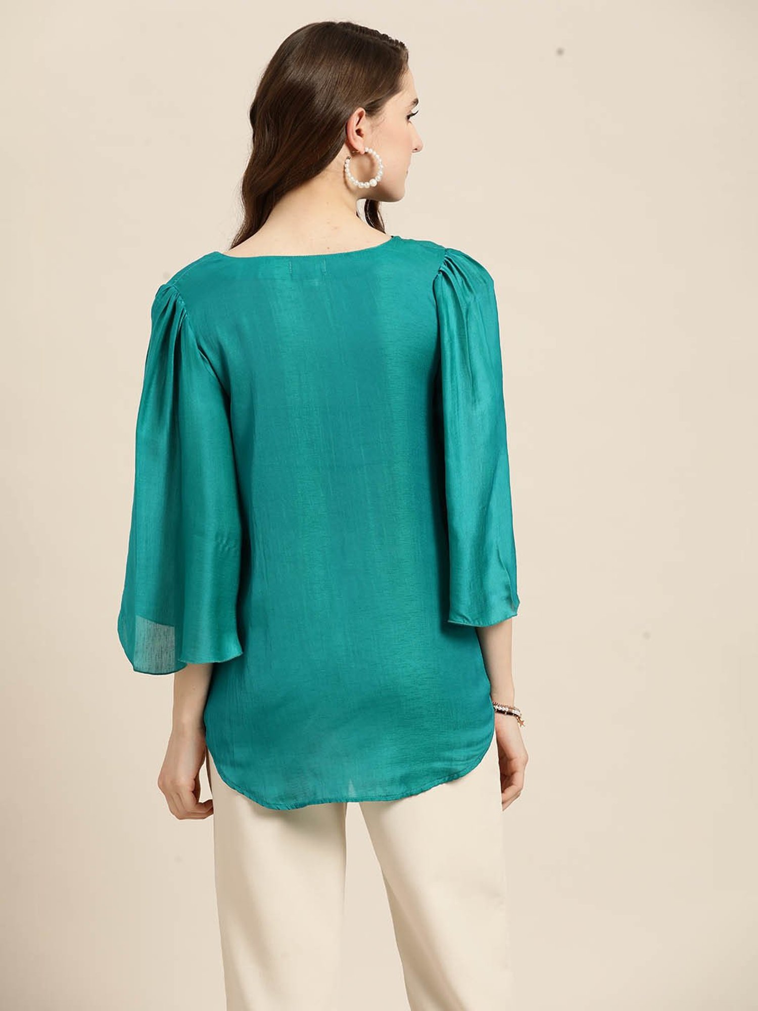 Qurvii Turquoise Silk Regular Fit Top