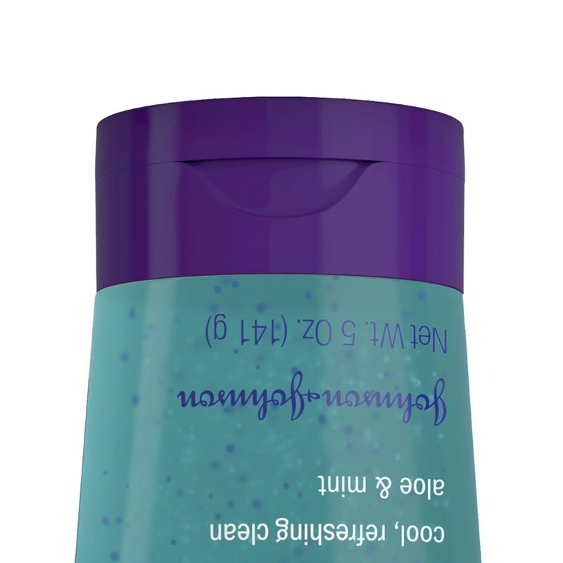 Clean & Clear Acne Triple Clear Exfoliating Facial Scrub - 5oz