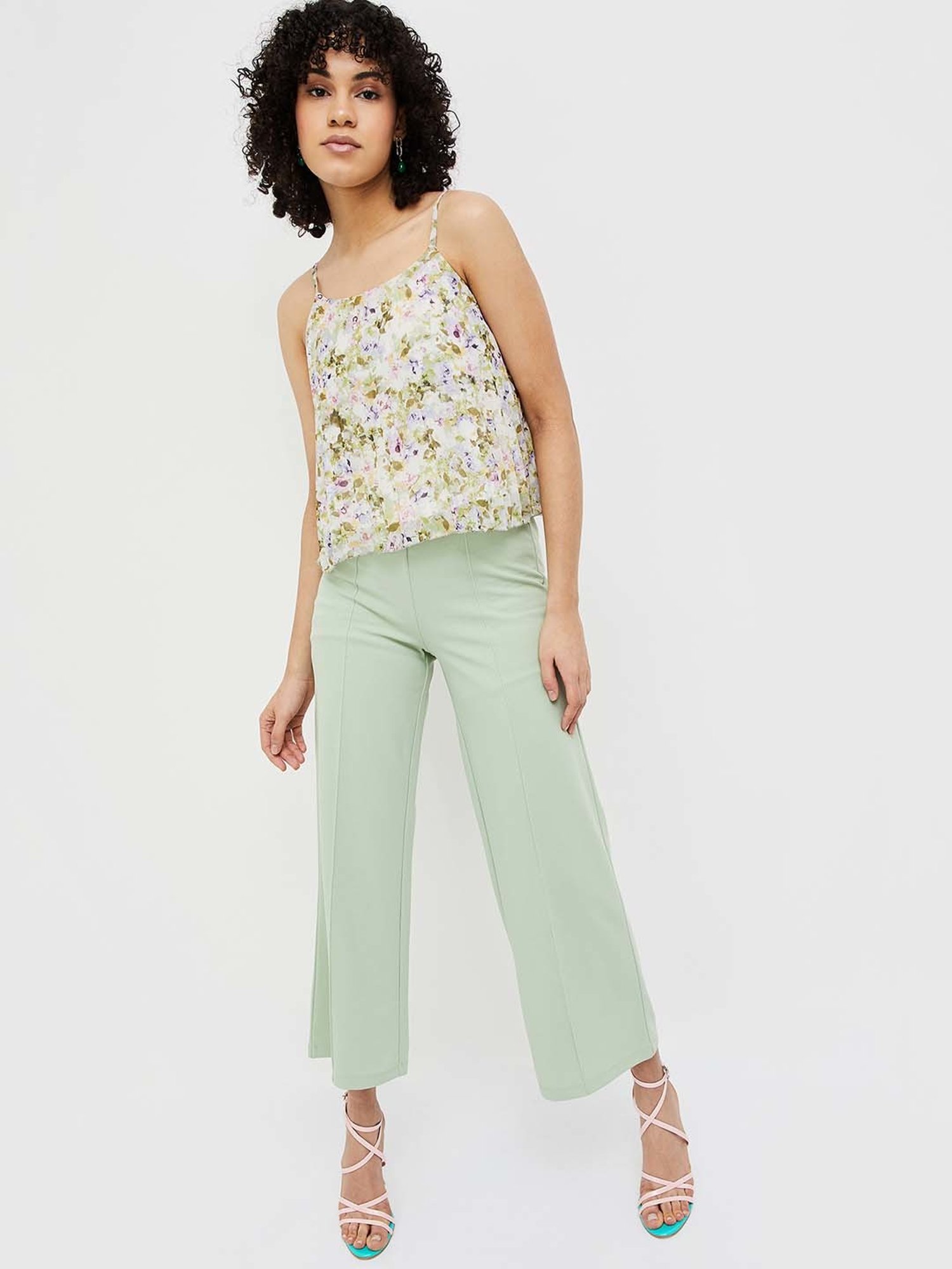 Ginger by Lifestyle White Floral Print Top