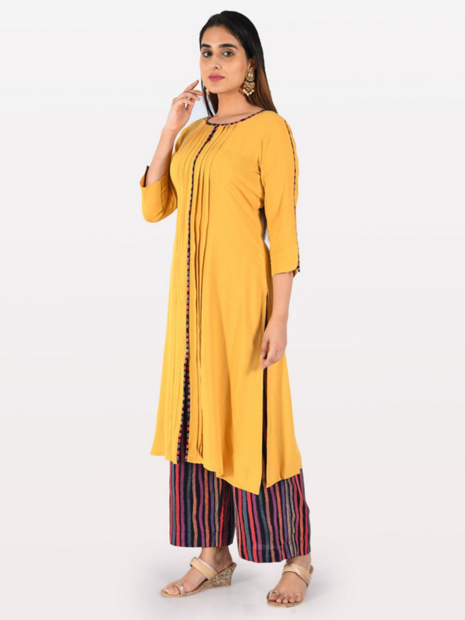 Neeru's Yellow Straight Kurta