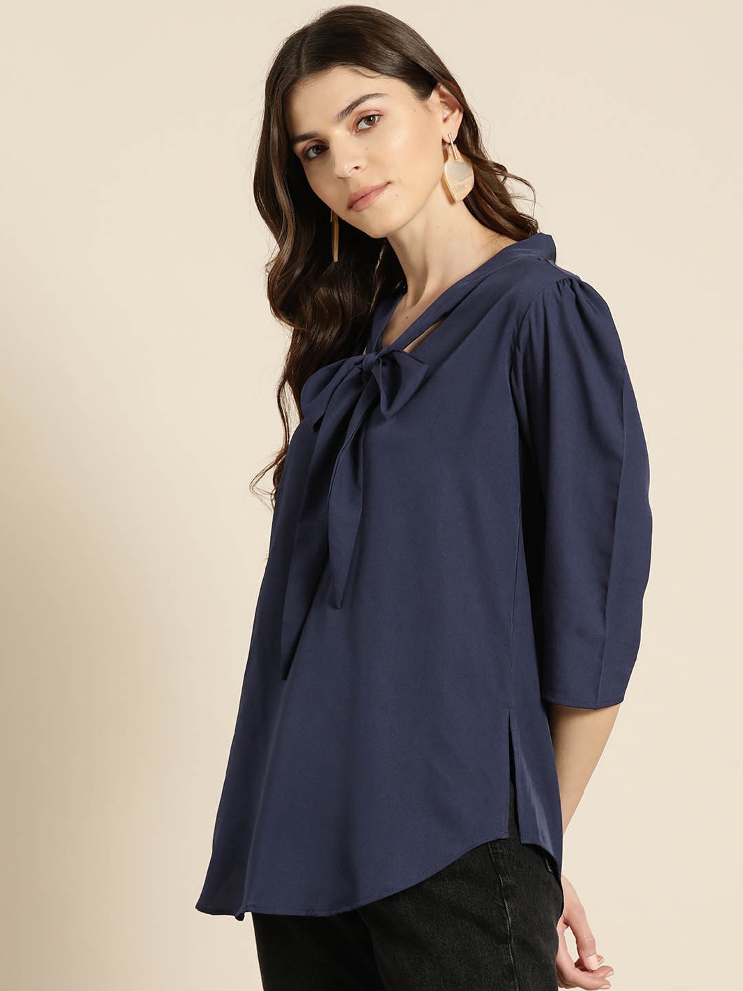 Qurvii Navy Regular Fit Top