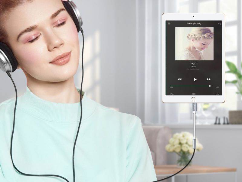 ApeSonic Pebble : USB C (Type C) Audio Adaptor, ALC5686 High Resolution DAC, to 3.5mm AUX, 32bit 384kHz Sample Rate, Class G Amp, Aluminum Casing, 5N Copper Cable, Replace 3.5mm Jack of Smart Phone