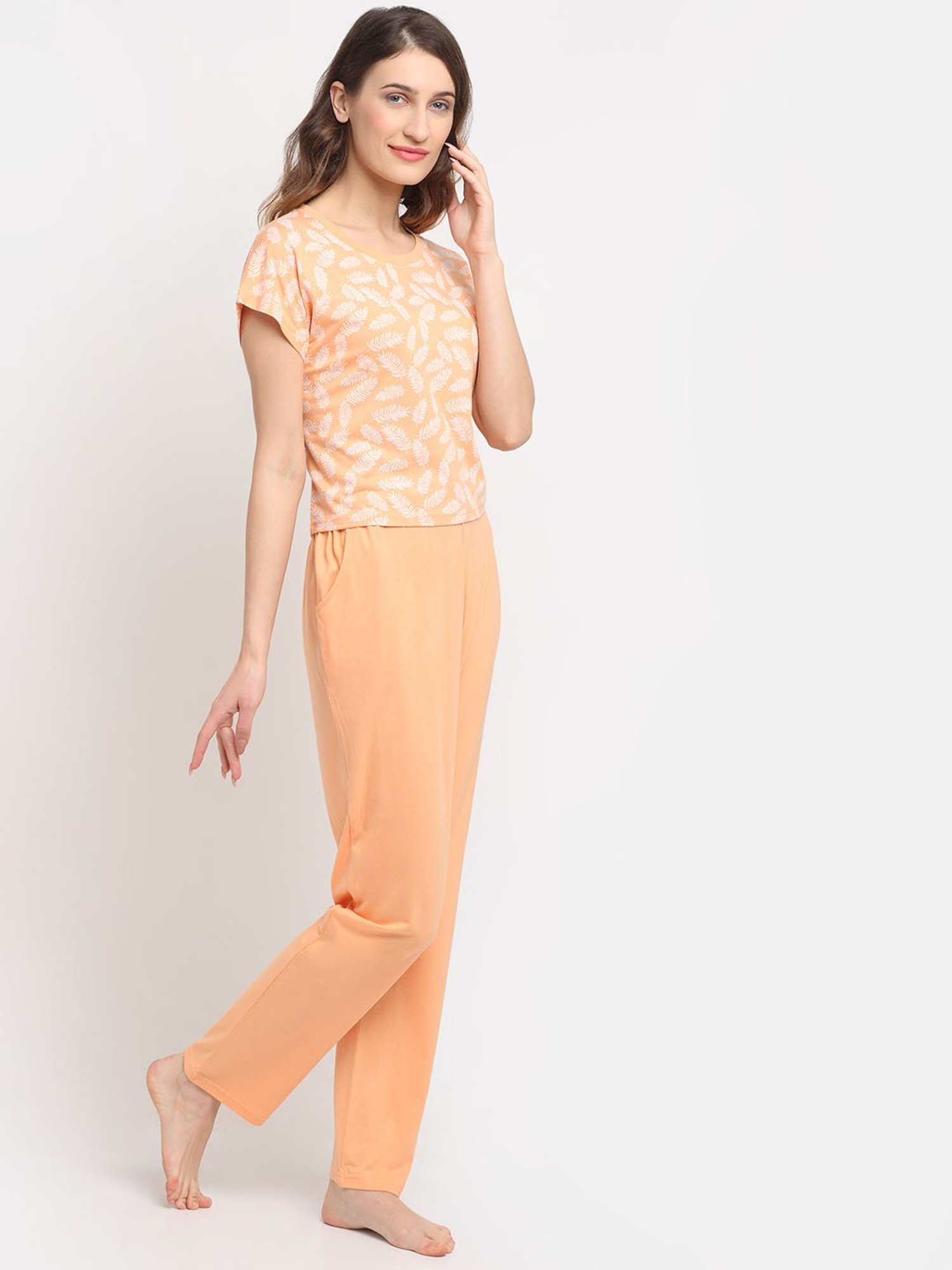Kanvin Peach Printed Crop Top with Pyjamas and Shorts