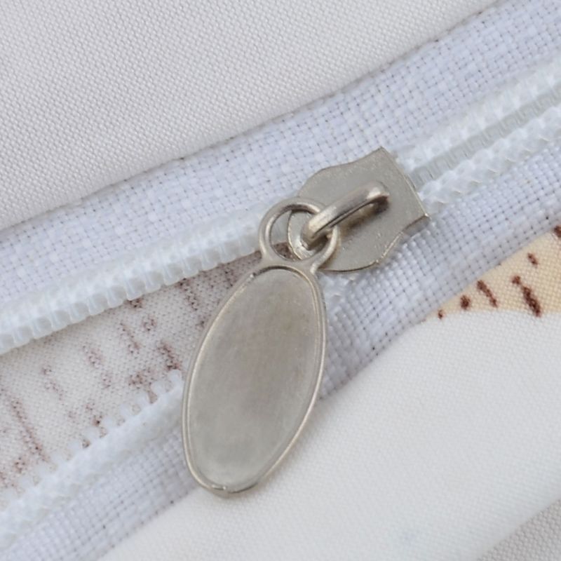 1 Pc Square 18"x18"  Polyester Zipper Decorative Pillow Cover Brown  - PiccoCasa