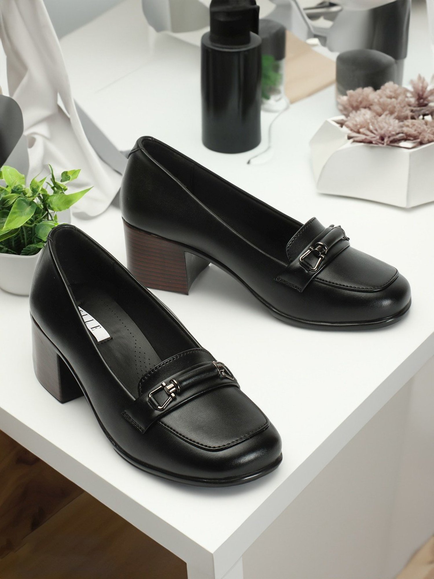 Elle Women's Black Casual Pumps