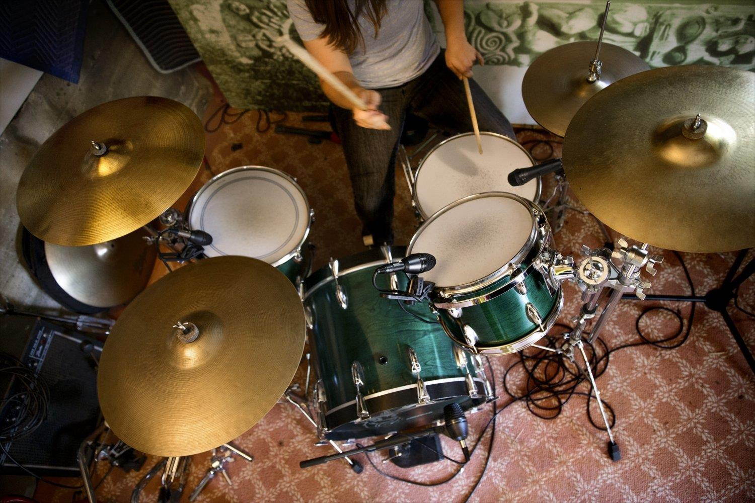 Shure PGA57-XLR Cardioid Dynamic instrument Microphone