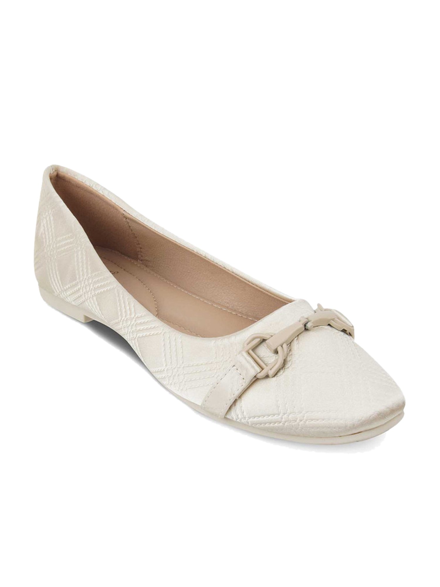 Tresmode Women's Beige Flat Ballets