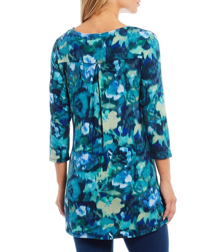 Intro Petite Size Capri Breeze Blurred Floral Print The Legging Tee