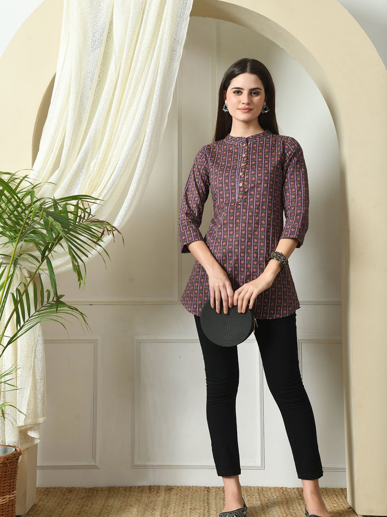 DECKEDUP Purple Cotton Floral Print Tunic