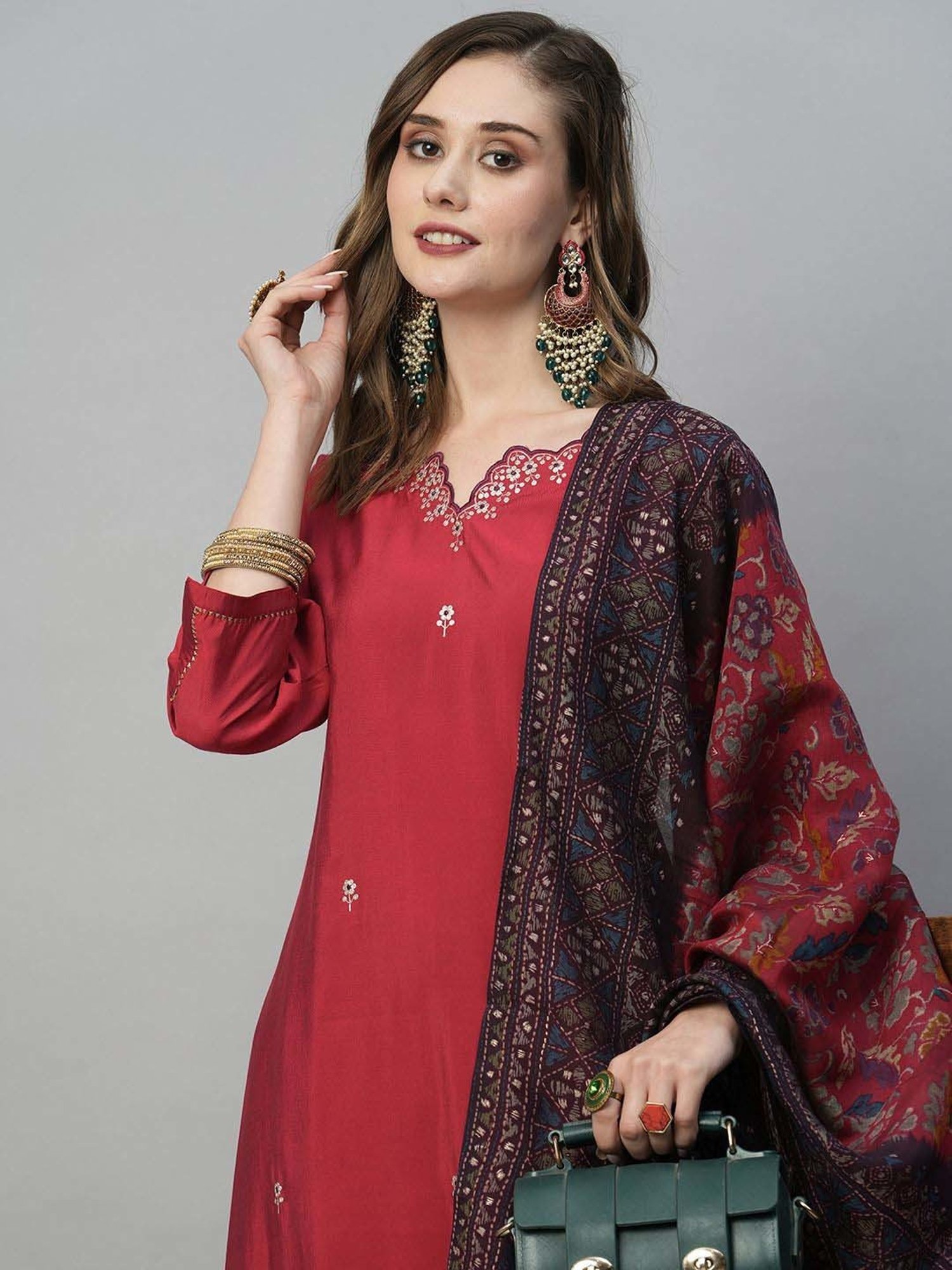 Heeposh Maroon Embroidered Kurta Pant Set With Dupatta