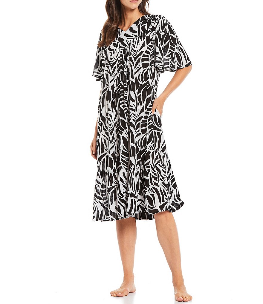 Go Softly Fauna Print Short Sleeve Crinkled Patio Dress