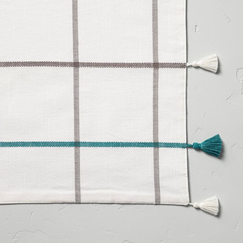 10 Pieces 14.4" Gold Leaf-Shaped Vinyl Placemats, Washable Table Mats Set for Party Decorations and Catering Events