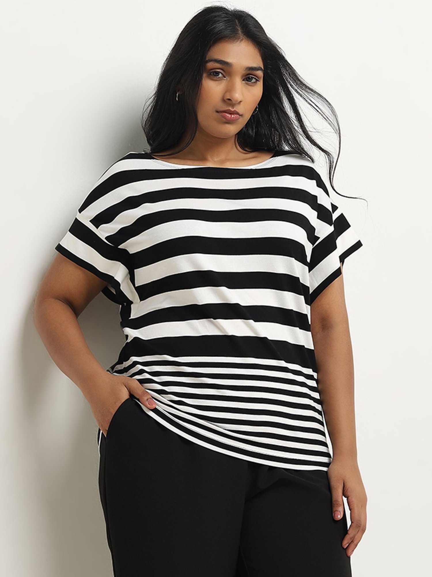 Gia by Westside Black & White Striped T-Shirt