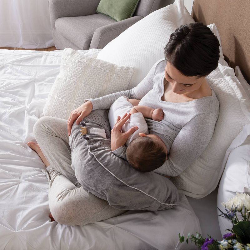 Boppy Original Nursing Pillow Cover - Gray Gold Giraffes