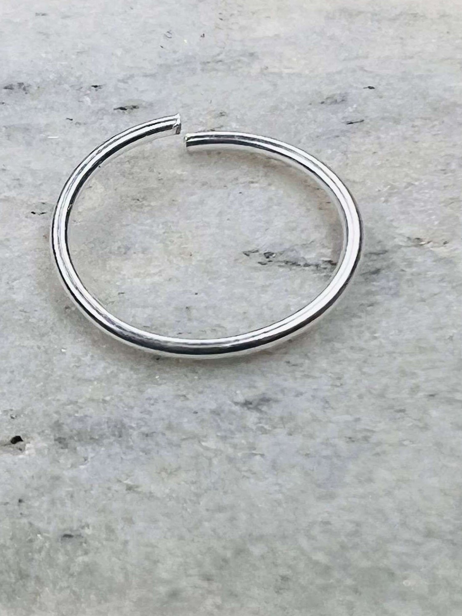 Arte Jewels 925 Sterling Silver Oxidized Plain Nose Ring for Women & Girls