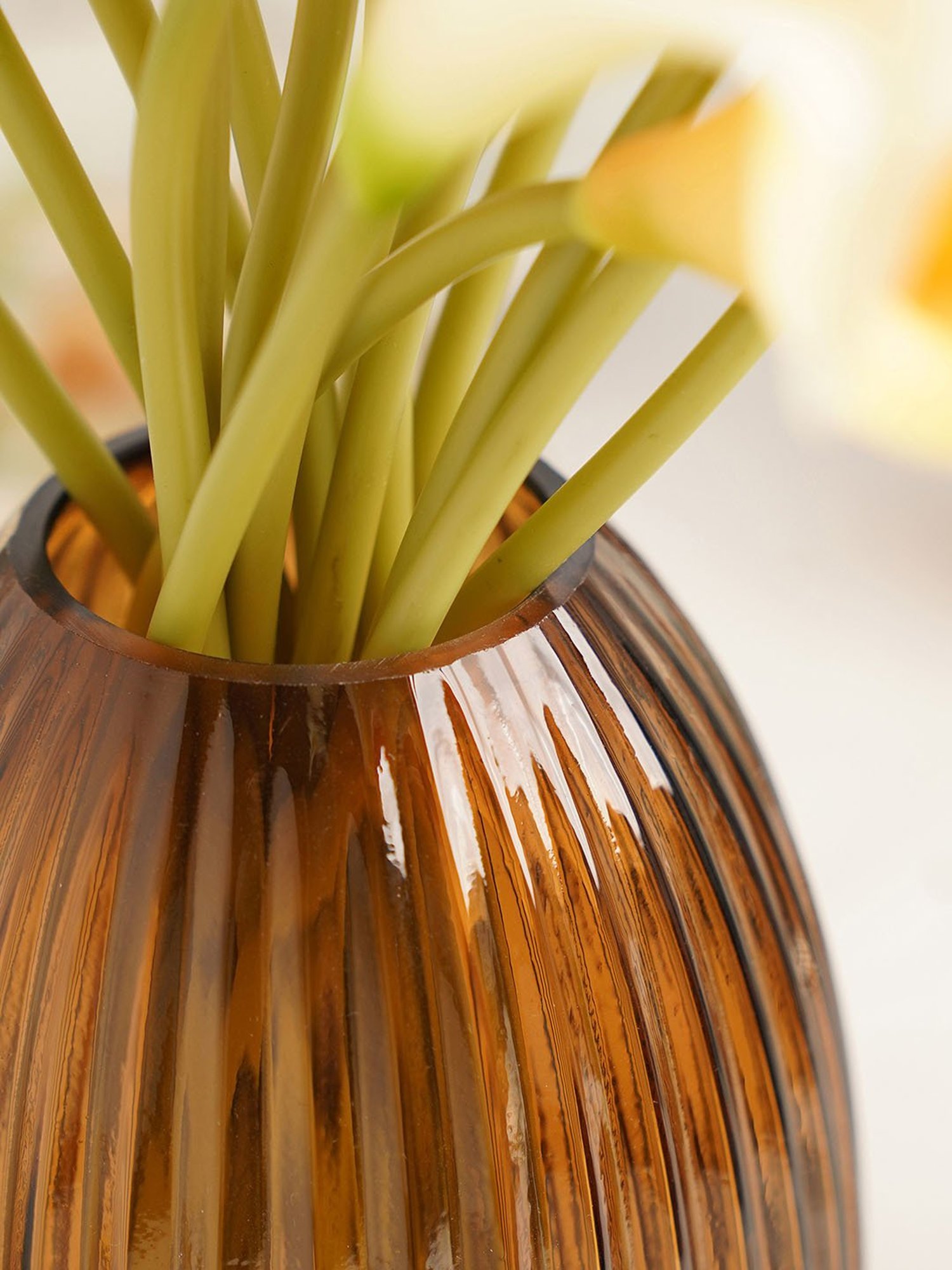 Pure Home and Living Brown Glass Ribbed Round Vase