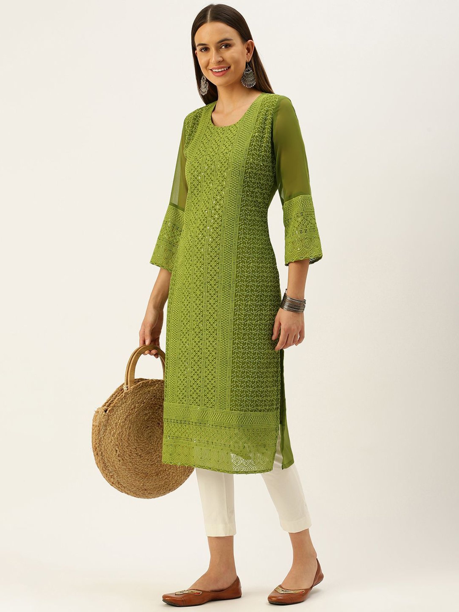 SWAGG INDIA Green Embroidered Straight Kurta