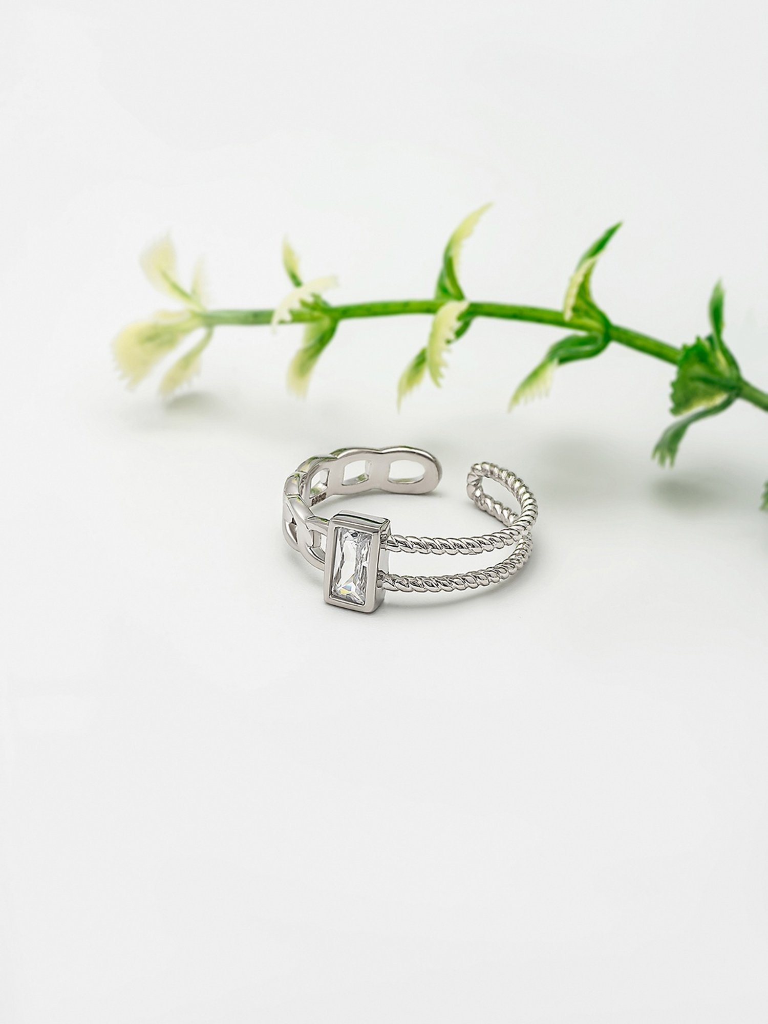 Silberry 92.5 Sterling Silver Eclipse Ring