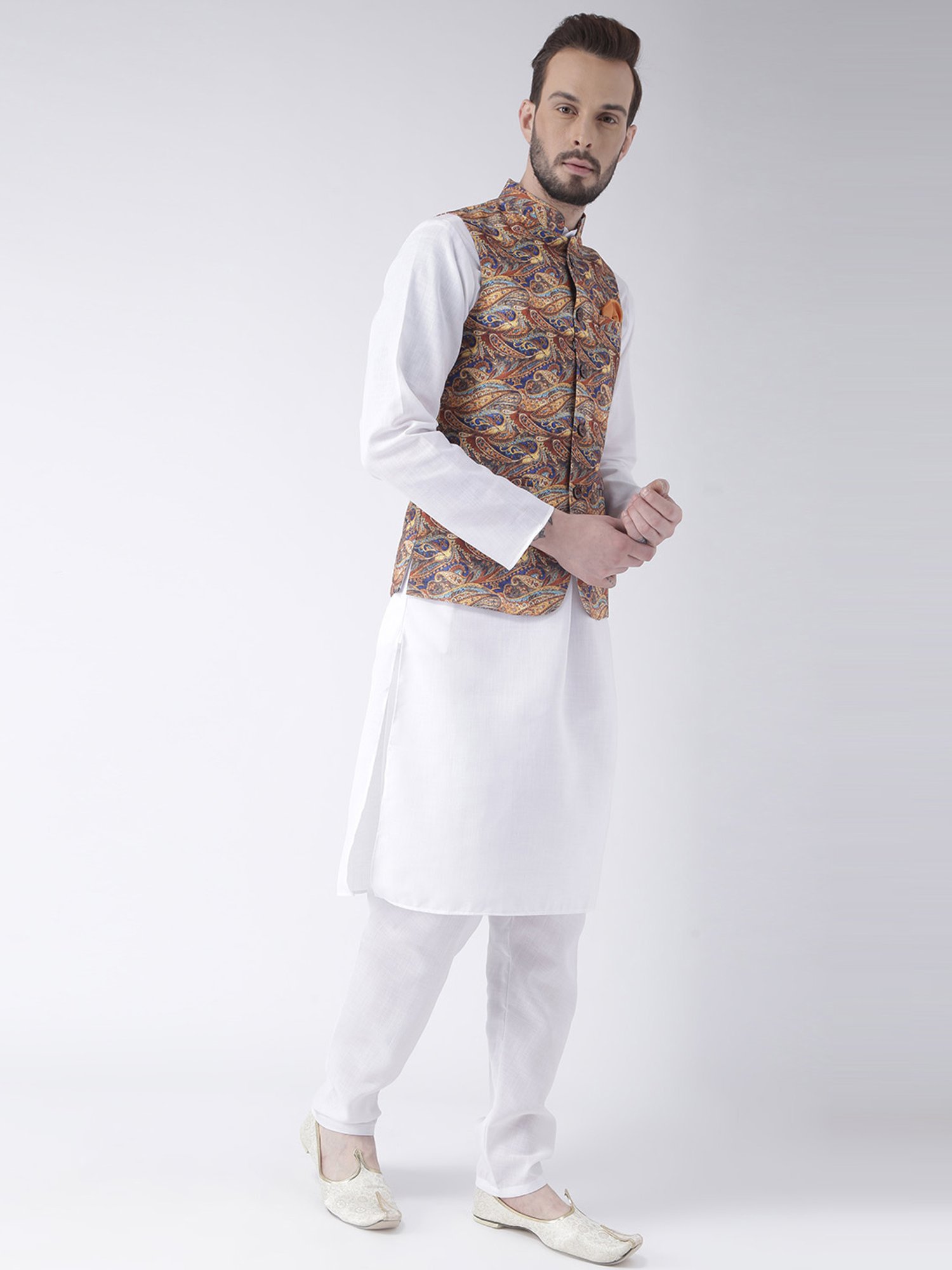 Vastramay White Cotton Straight Fit Embroidery Ethnic Suits