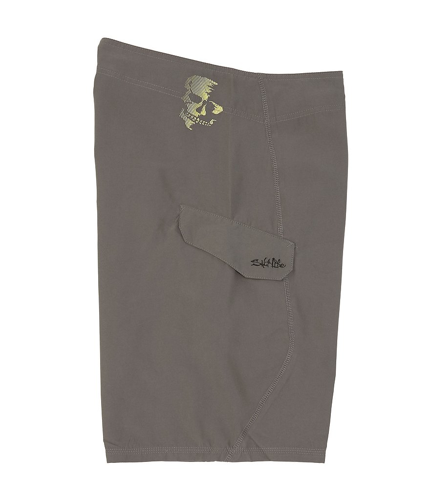 Salt Life Stealth Bomberz 22#double; Outseam Board Shorts