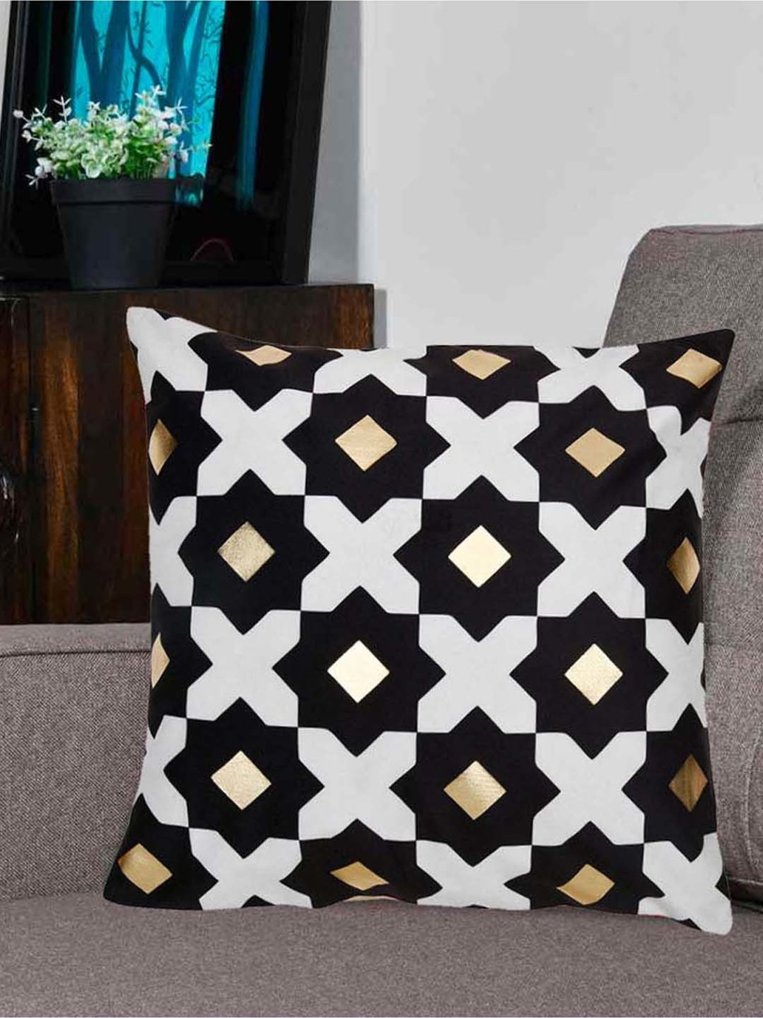 @home Nilkamal Black & Gold Polyester Cushion Cover