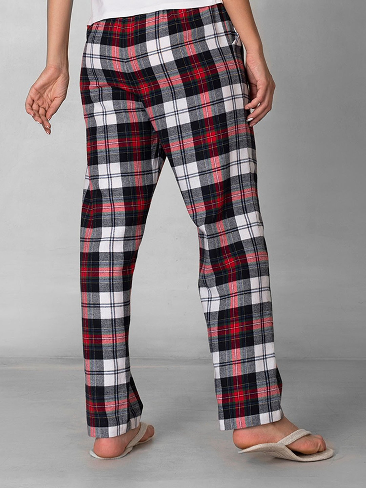 The Calm Collective Multicolor Checks Pyjamas