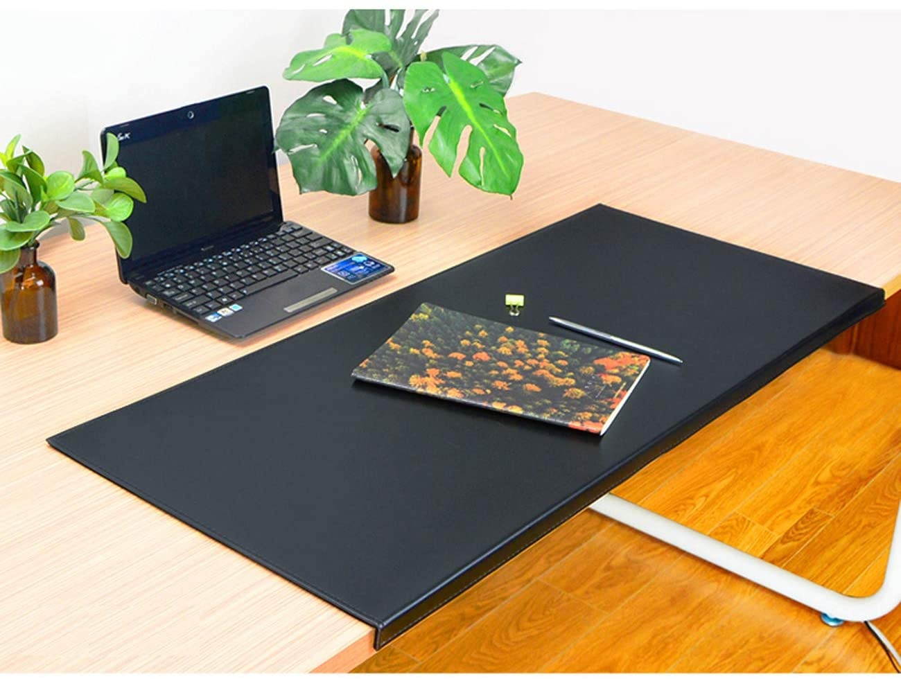 Non-Slip 31.5&rdquo;x 15.8" Soft Leather Surface Office Desk Mouse Mat Pad with Full Grip Fixation Lip Table Blotter Protector