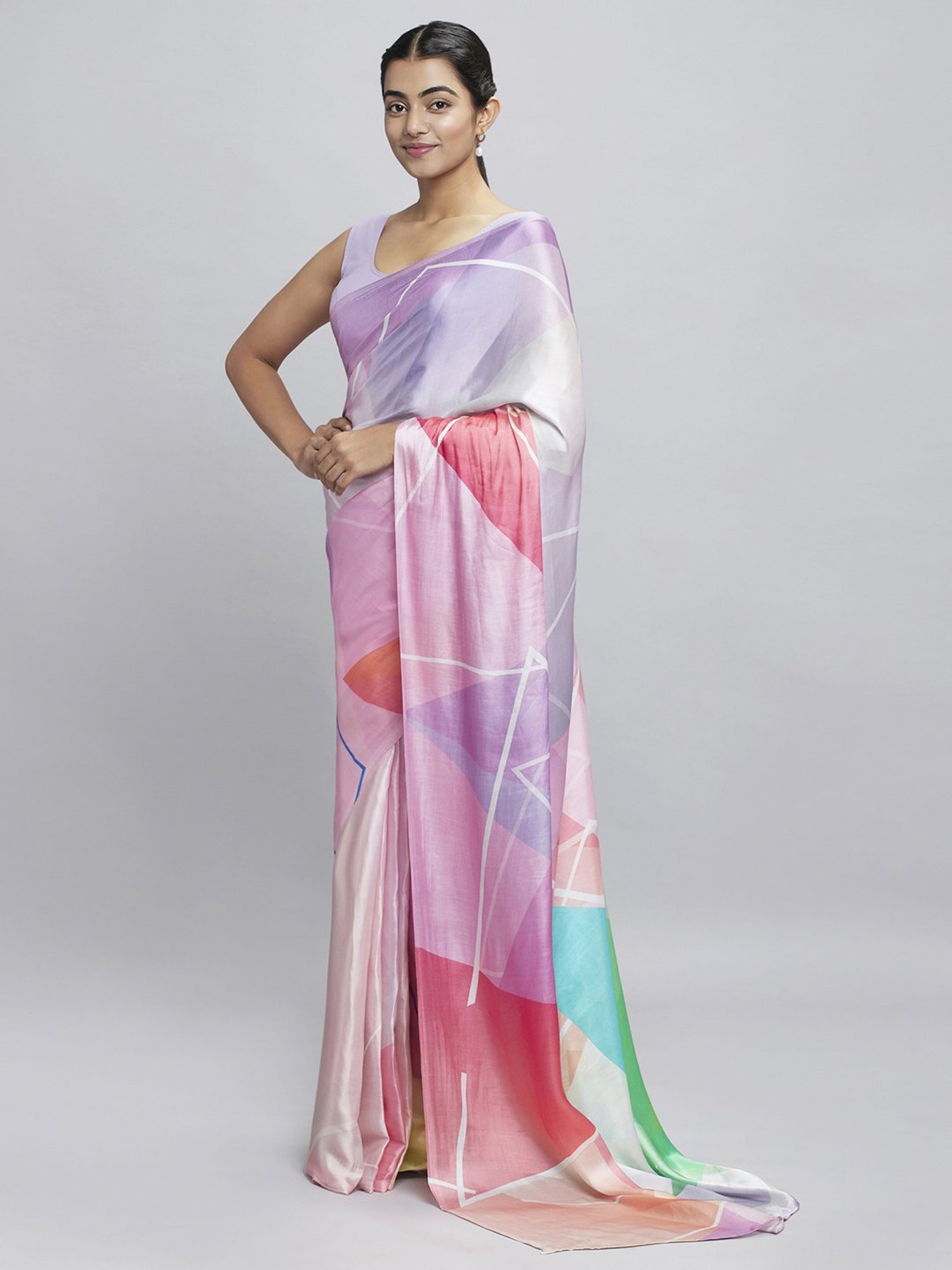 Navyasa Powder Pink Liva Satin Geometric Printed Saree With Coordinated Unstitched Blouse Piece